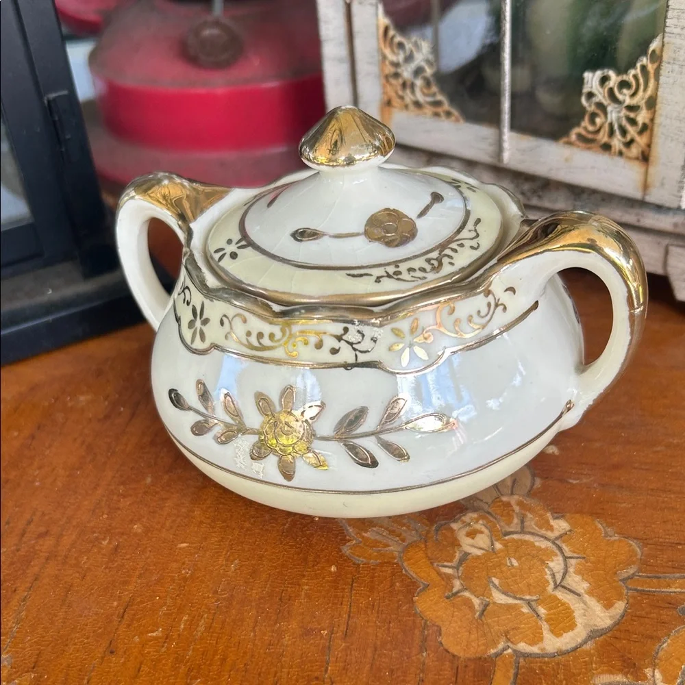 Vintage Moriyama Mori-Machi Porcelain Hand-Painted Floral Lidded Sugar Bowl